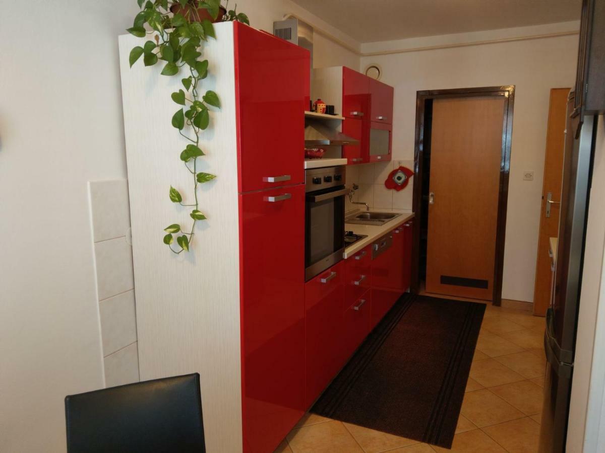 Apartment Koruna 1 Pula Extérieur photo